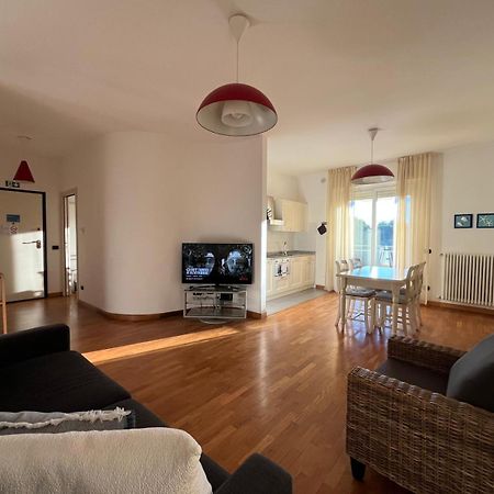Dea Apartments Αλμπένγκα Εξωτερικό φωτογραφία