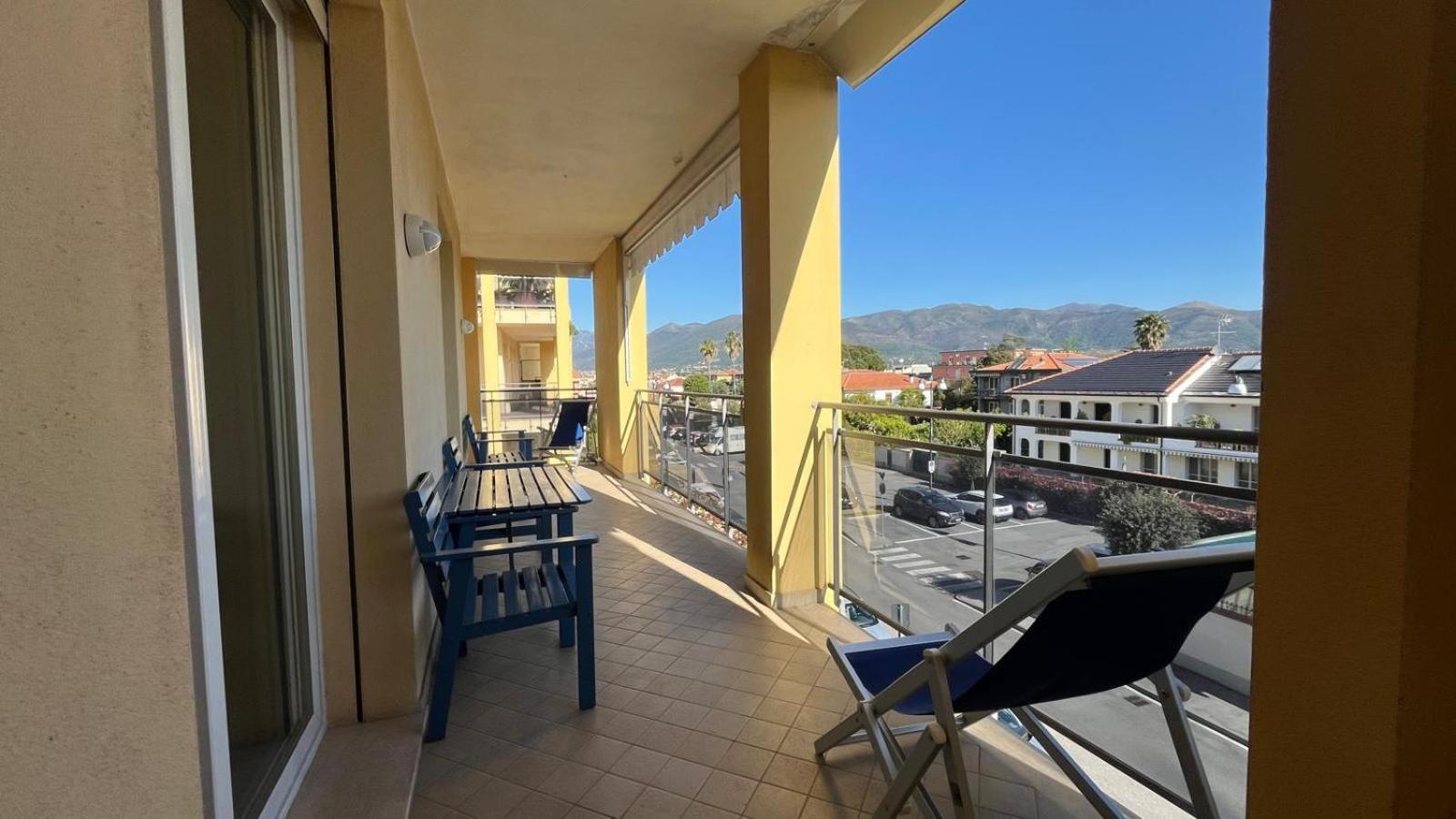 Dea Apartments Αλμπένγκα Εξωτερικό φωτογραφία