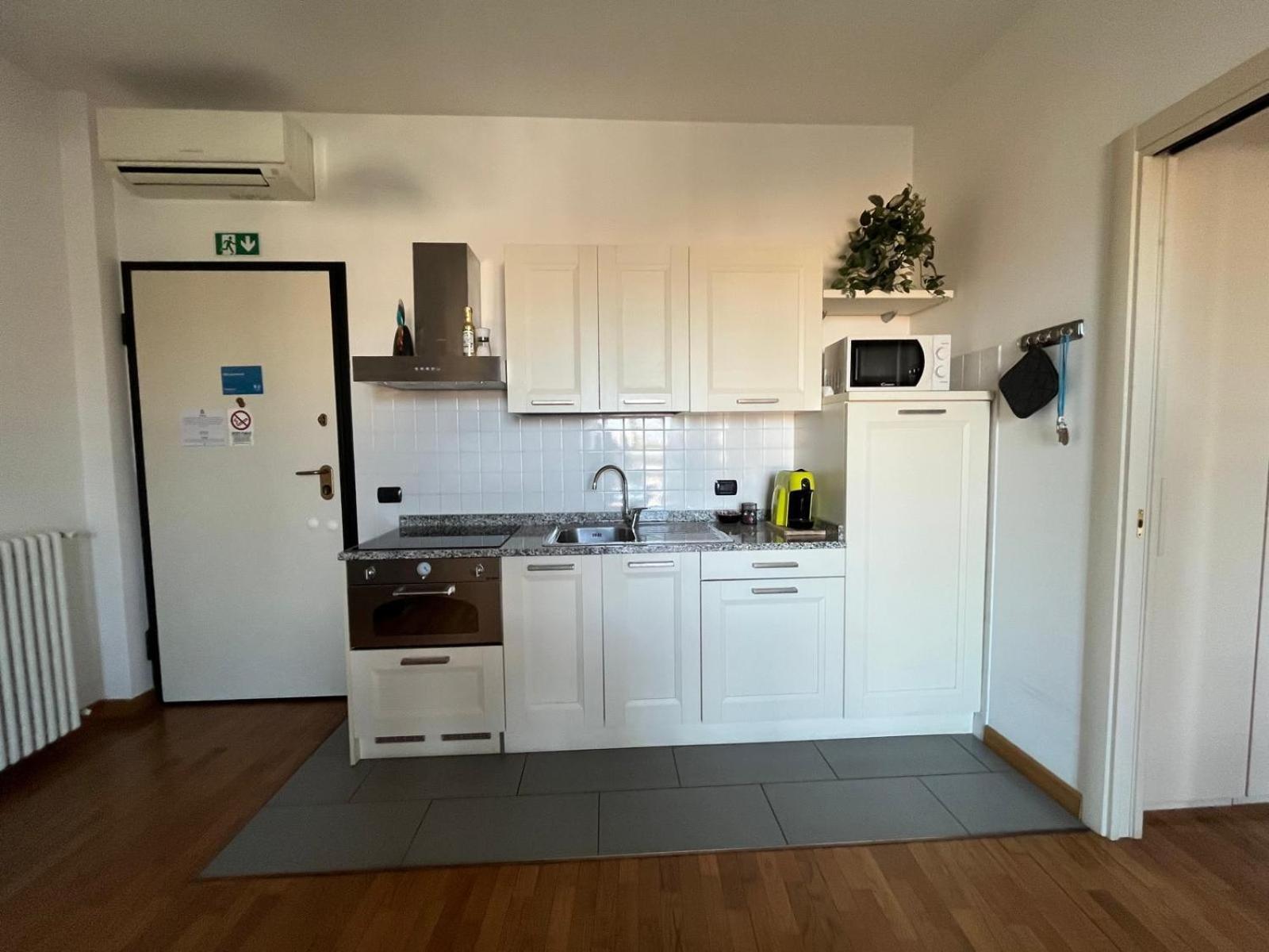 Dea Apartments Αλμπένγκα Εξωτερικό φωτογραφία